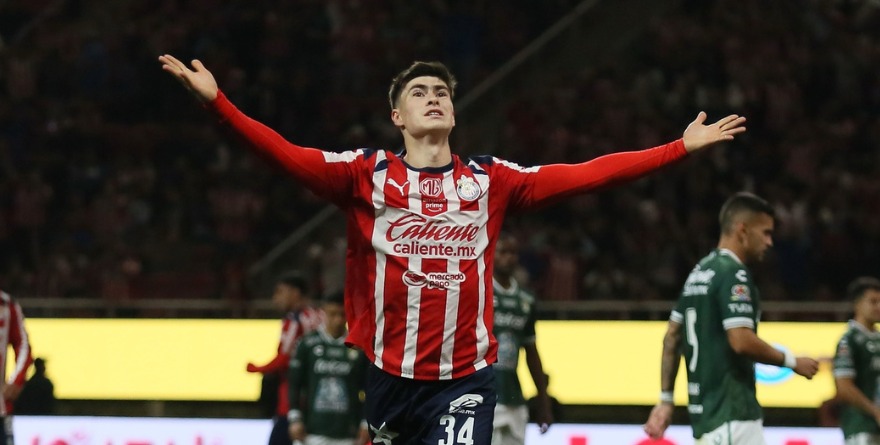 ¿OPACARÁ ‘LA HORMIGA’ A CORREA?