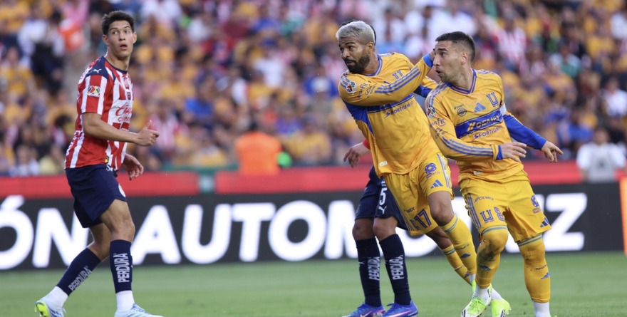 CHIVAS ES GOLEADO 4-1 POR TIGRES