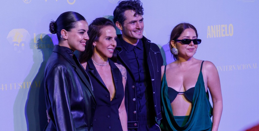 KATE DEL CASTILLO Y MÁS EN LA ALFOMBRA ROJA DEL FICG