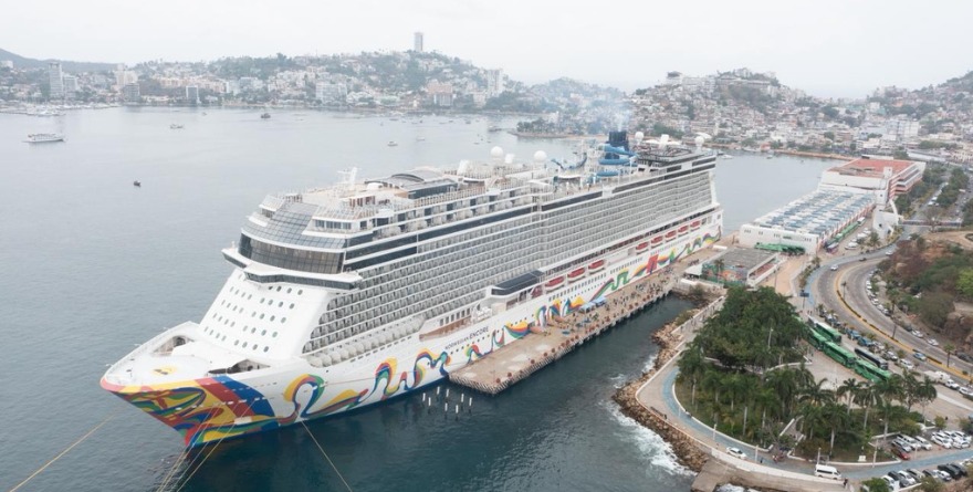 ARRIBA A ACAPULCO EL NORWEGIAN ENCORE CON 5 MIL PERSONAS A BORDO