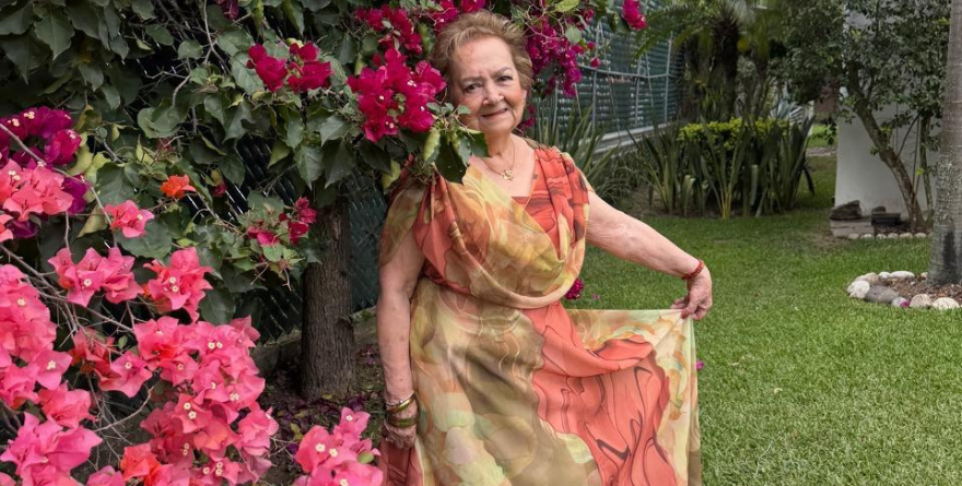 INOLVIDABLE FESTEJO PARA AMELIA CALDERÓN