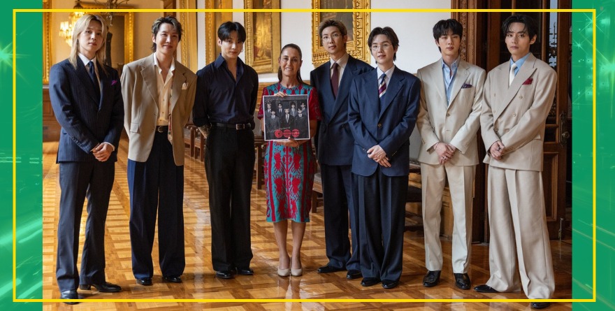 ¡BTS SALUDA DESDE EL BALCÓN PRESIDENCIAL!