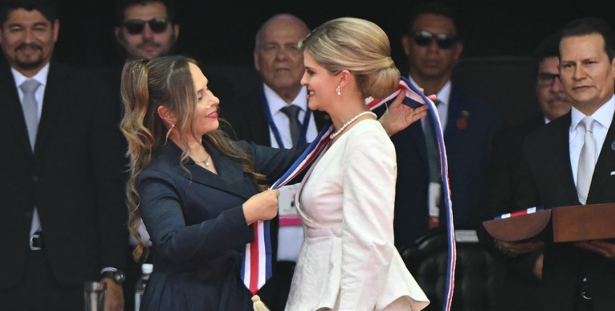 ASUME LAURA FERNÁNDEZ LA PRESIDENCIA DE COSTA RICA