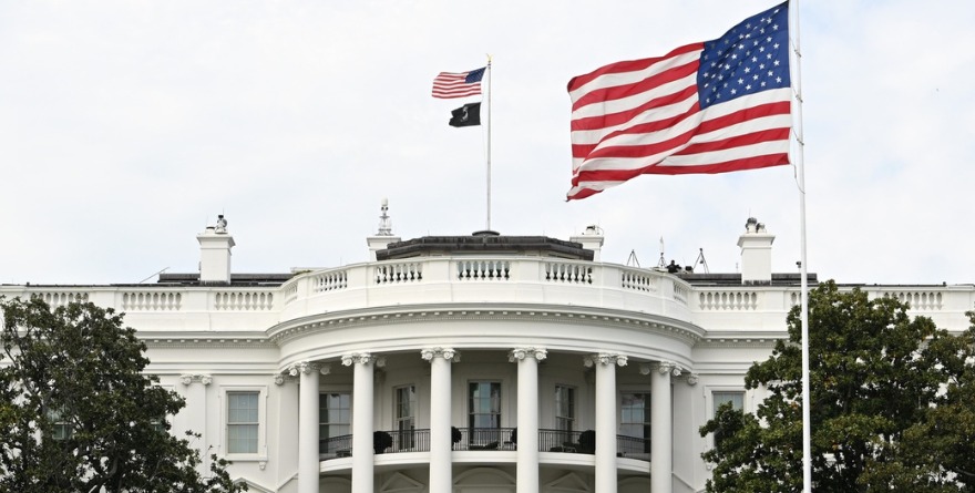 APUNTA WASHINGTON CONTRA MÁS FUNCIONARIOS