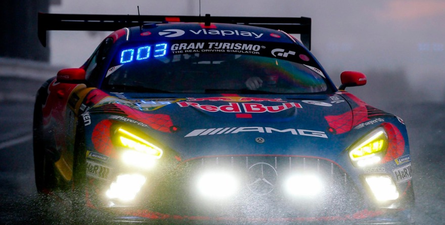 VERSTAPPEN ARRANCA CON TODO EN LAS 24 HORAS DE NÜRBURGRING