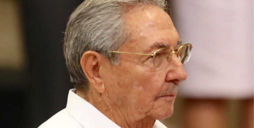 ACUSARÍA EU MAÑANA A RAÚL CASTRO