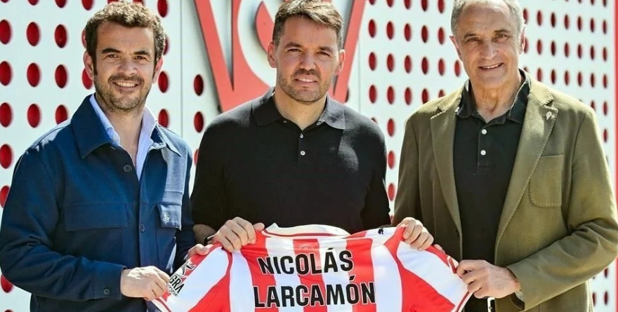 NICOLÁS LARCAMÓN ES NUEVO ENTRENADOR DEL SPORTING DE GIJÓN