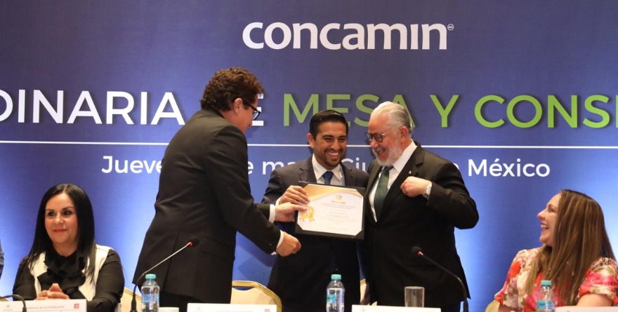 CENTESORIOS INDUSTRIALES: CONCAMIN GALARDONA TRAYECTORIAS CLAVE