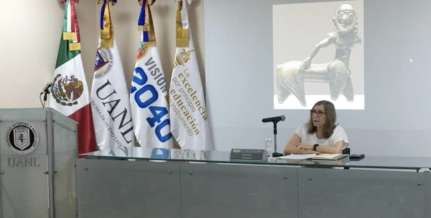 LLAMA ESPECIALISTA A PENSAR MÁS ALLÁ DE LA IA