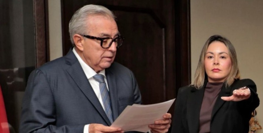 ES YERALDINE BONILLA GOBERNADORA INTERINA DE SINALOA