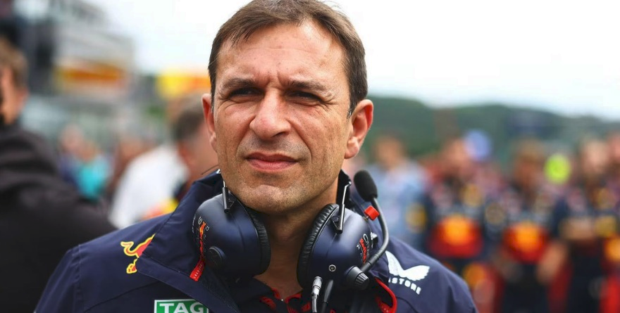 SE DISCULPAN EN RED BULL POR TARDAR EN CORREGIR FALLA