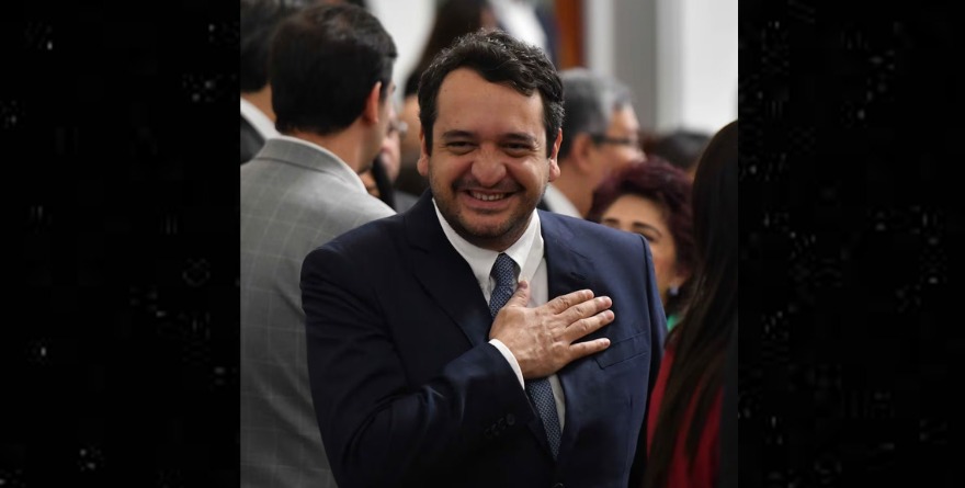 RENUNCIA ‘ANDY’ A SECRETARÍA DE MORENA