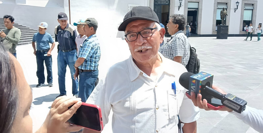CAFETALEROS DENUNCIAN ABANDONO OFICIAL