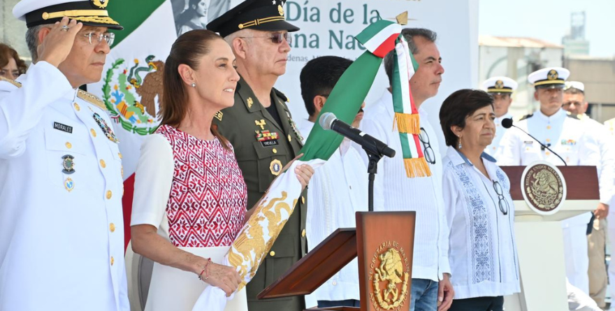 MÉXICO HONRA A SUS HÉROES DEL MAR