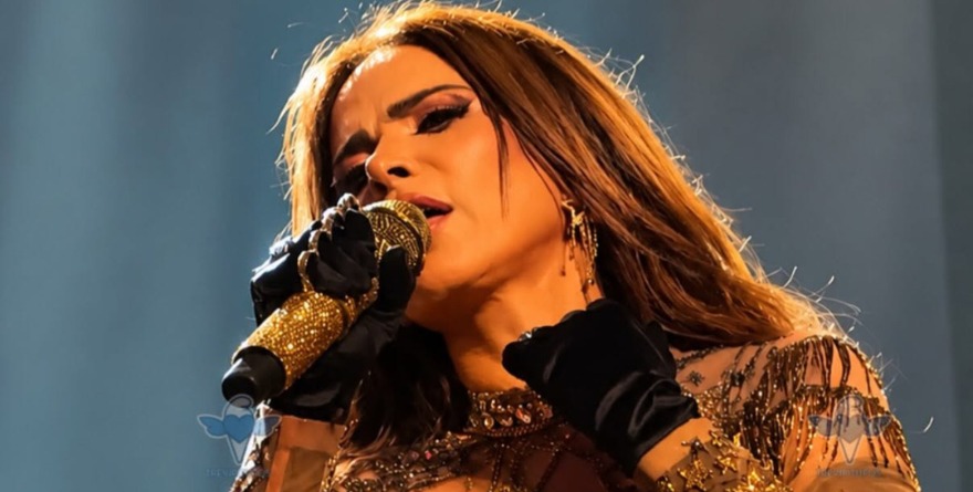 NI LA TORMENTA FRENÓ A GLORIA TREVI EN GUADALAJARA 