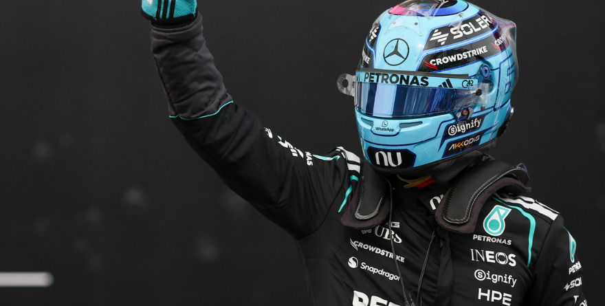 RUSSELL REVIVE: DOMINA LA POLE EN BARCELONA