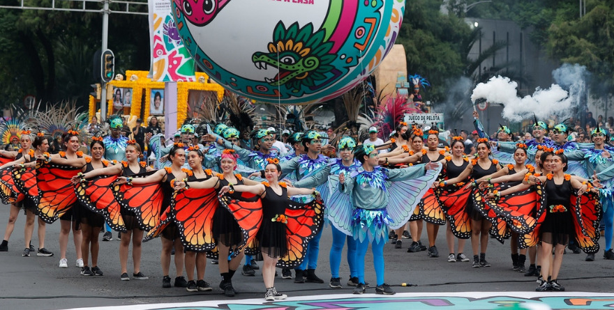 COLOR, TRADICIÓN Y PASIÓN: EL DESFILE MUNDIALISTA