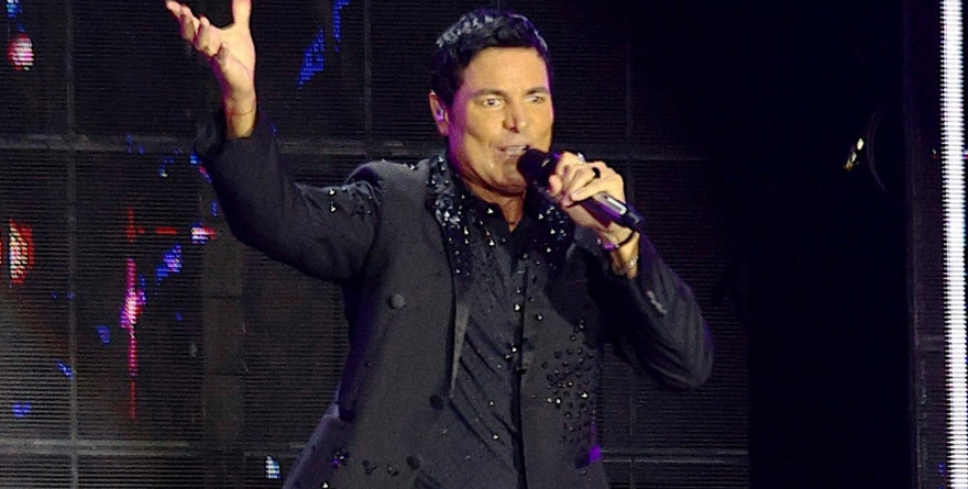 FIEBRE DE CHAYANNE EN EL FAN FEST