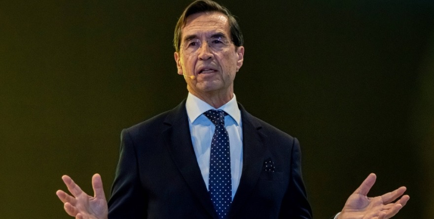 CREACIÓN DE NEURONAS POR ILUSIÓN: ADVERTENCIA DE PUIG EN UDEM