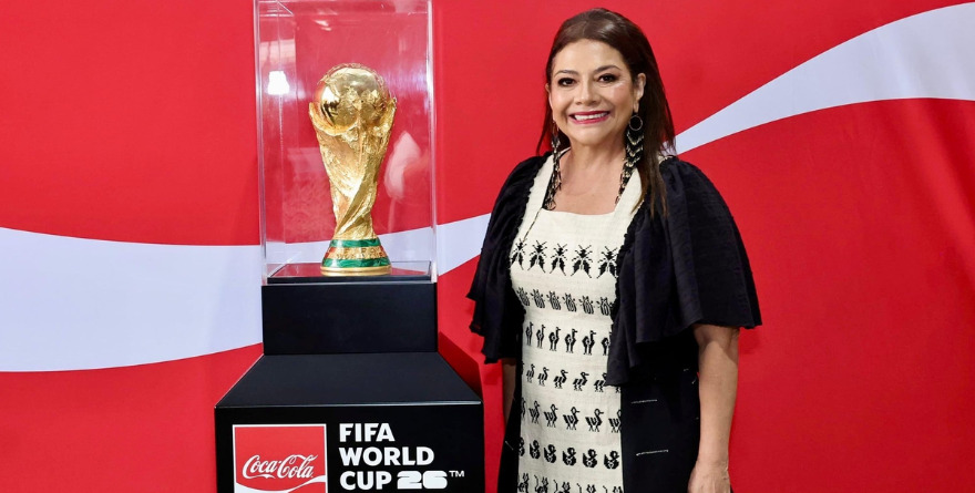 EN LA CAPITAL ARRIBA EL TROFEO AUTÉNTICO DE LA FIFA