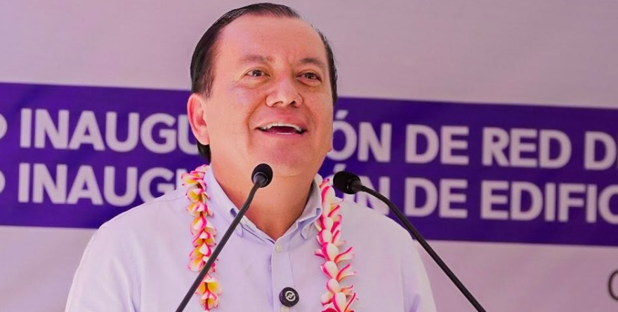 FÉLIX RECIBE SOLICITUD DE PERMISO DEL RECTOR DE UAGRO PARA CANDIDATURA