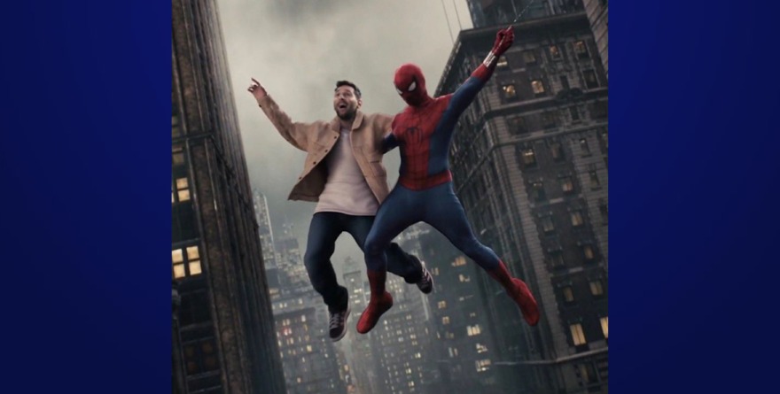 LIONEL MESSI TIENE UN ENCUENTRO CON EL HOMBRE ARAÑA