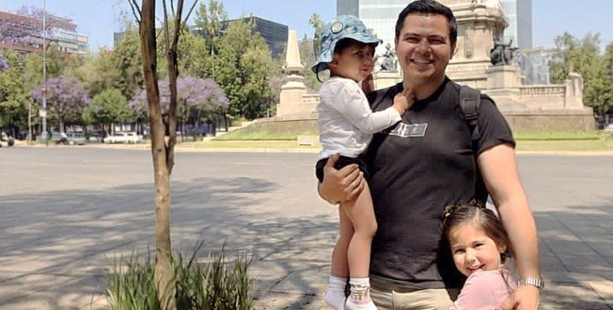 ¡MÁS PRESENTES QUE NUNCA! HOY LOS PADRES