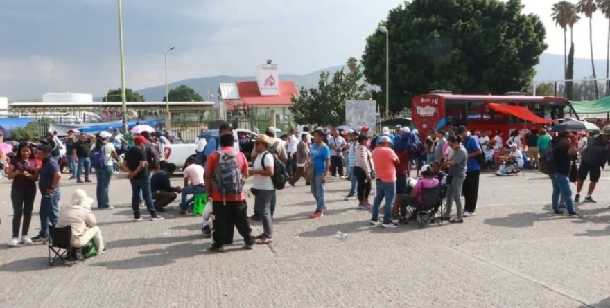 PARÁLISIS EN TERMINALES DE PEMEX DE LOS ESTADOS POR CNTE