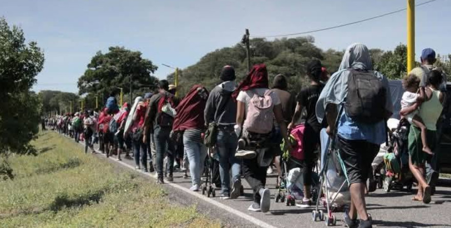PARTE DE TAPACHULA, CHIAPAS NUEVA CARAVANA CON 200 MIGRANTES