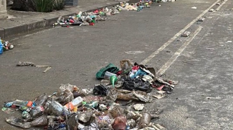TRAS FIESTA, ORINES Y HECES CONTAMINAN ÁREAS ALEDAÑAS A LA MINERVA
