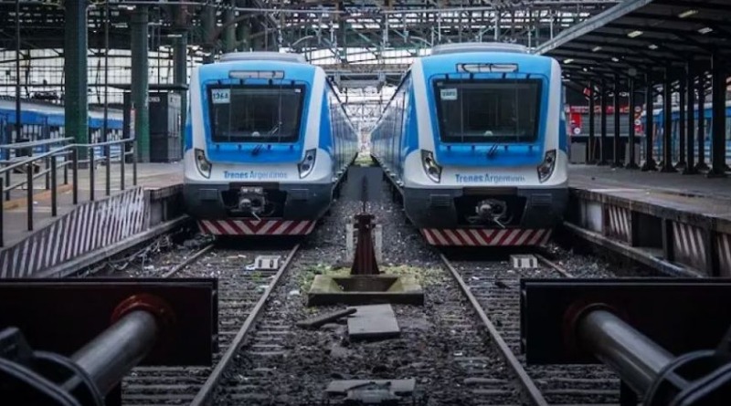 TREN LIGERO: FALLAS ELÉCTRICAS EXHIBEN OBRA INCOMPLETA