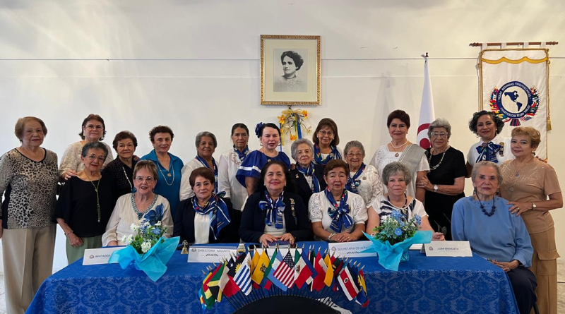 ARTE Y SOLIDARIDAD: HOMENAJE A EL SALVADOR