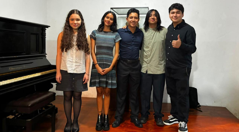  MÚSICOS BRILLAN EN RECITAL EN COATEPEC