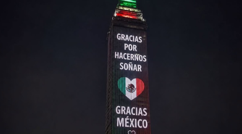 A PESAR DE PERDER, EL TRI VE REBOSAR ORGULLO EN LA EXPLANADA