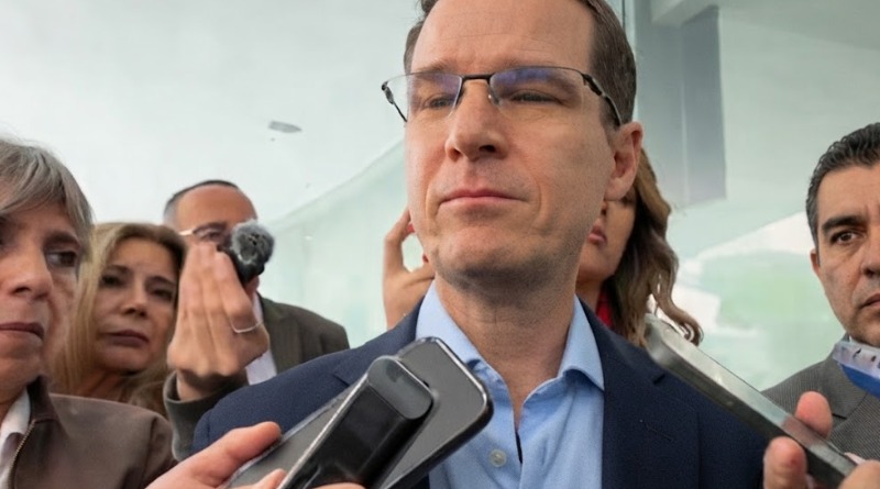 ANAYA RECLAMA A GOBERNADORA DE BC SOLICITAR LICENCIA