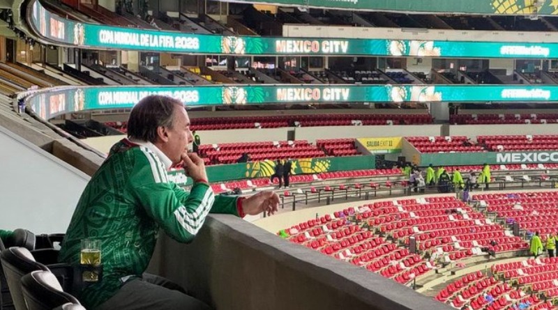 AZCÁRRAGA LE DA GRACIAS A MÉXICO, LA AFICIÓN Y AL PATO MERLÍN