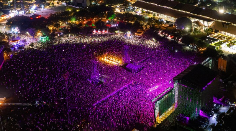 CAMPEÓN DE LA FIESTA MUNDIALISTA: CARÍN LEÓN