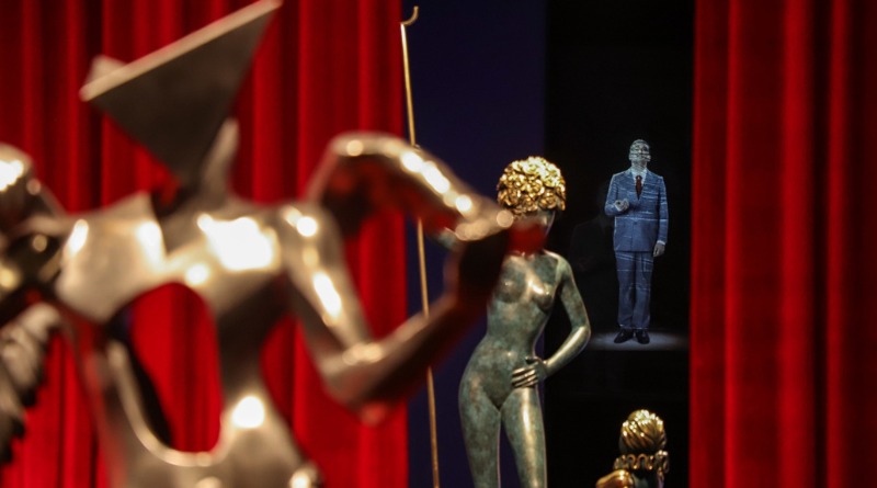 EL SUEÑO SEGÚN DALÍ