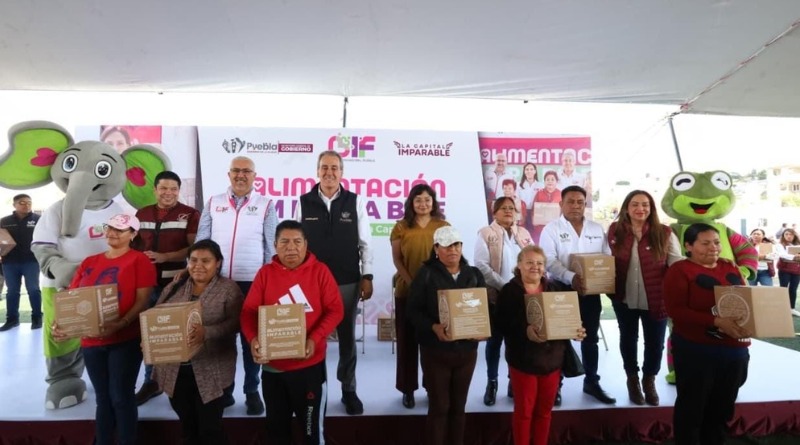 EN LA RESURRECCIÓN DIF PUEBLA CAPITAL ENTREGA 4 MIL DESPENSAS