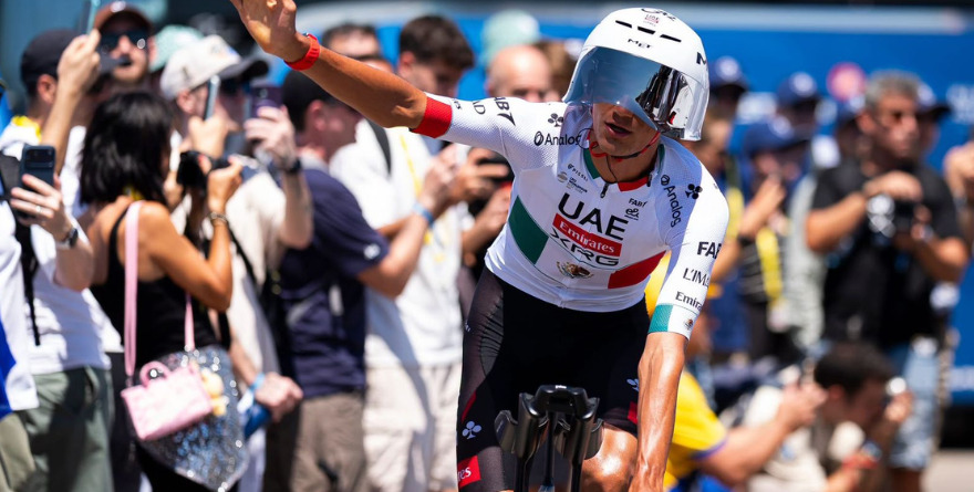 ISAAC DEL TORO TRIUNFA EN LA SEGUNDA ETAPA DEL TOUR DE FRANCIA