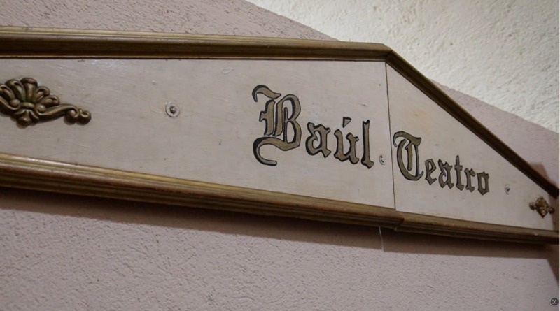LA UNIVERSIDAD ACOGE LA BIBLIOTECA DE BAÚL TEATRO