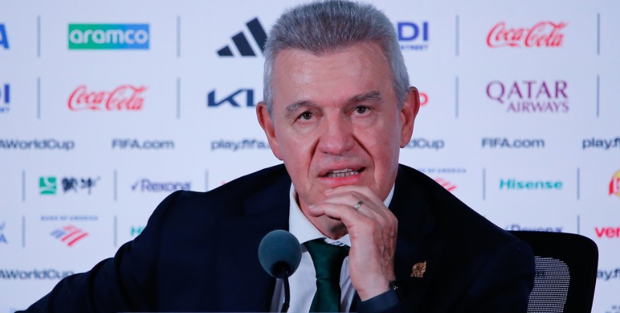 PATADA EN EL ESTÓMAGO: ASÍ DESCRIBE JAVIER AGUIRRE EL CAMBIO
