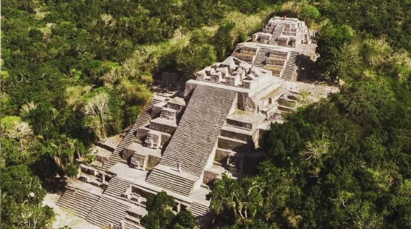 SEGÚN DIEGO PRIETO, CALAKMUL NO TIENE NI UN DAÑO