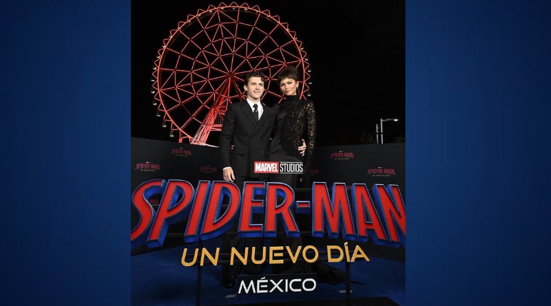 SPIDER-MAN TEJE SU RED EN LA CDMX