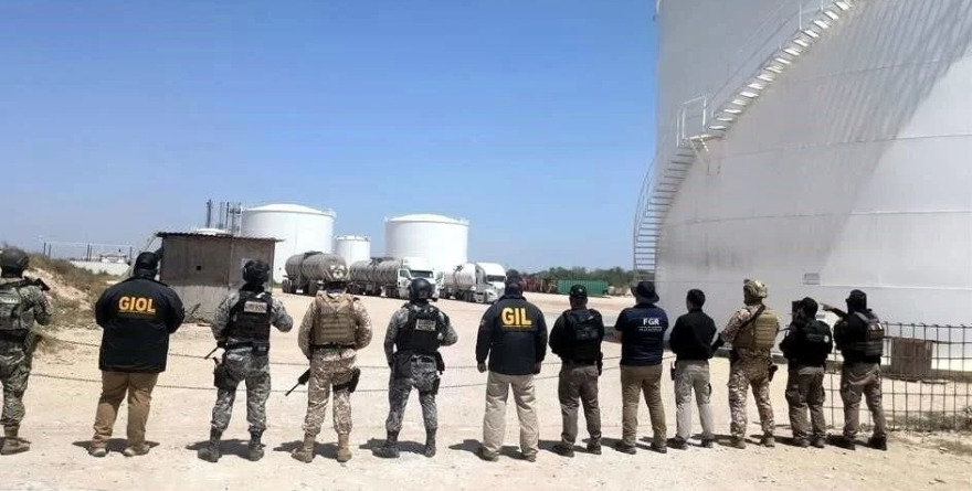¡SU PROPIA REFINERÍA! OPERADA POR CRIMINALES