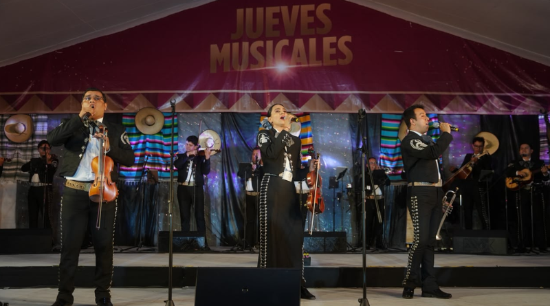 ÉXITO TOTAL DE LA GALA CON MARIACHI EN EL CORAZÓN DE XALAPA