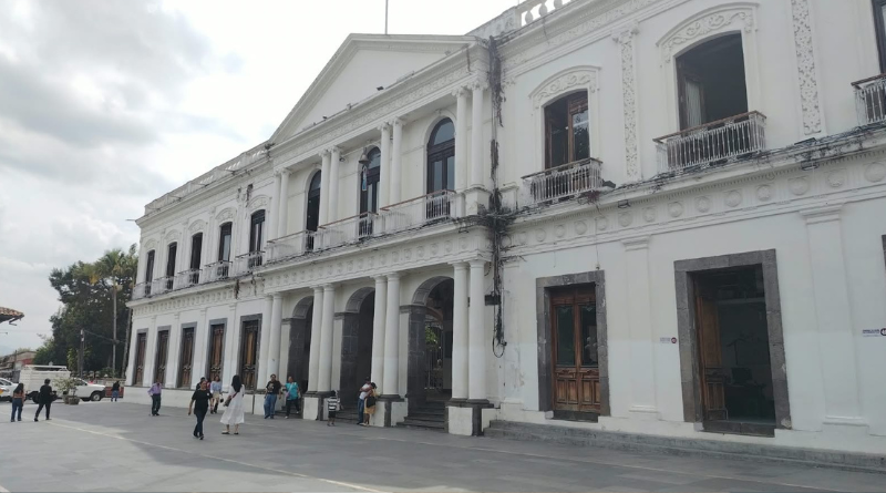 QUEJAS Y MÁS QUEJAS…
