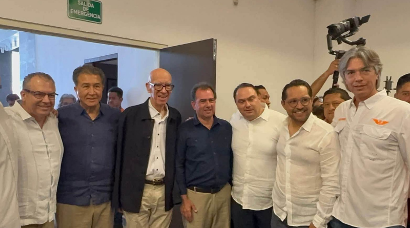 LOS YUNES ACOMPAÑAN A DANTE DELGADO