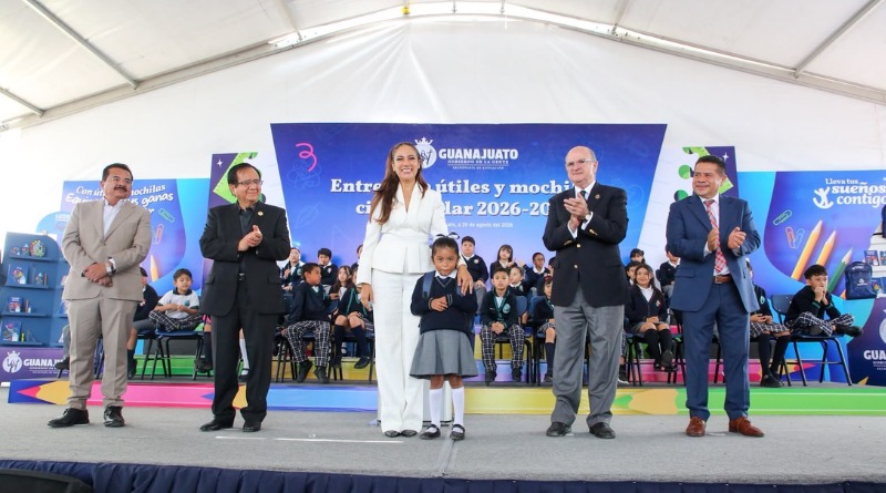 ANUNCIA GOBERNADORA APOYOS ESCOLARES Y OBRAS EN PRIMARIA