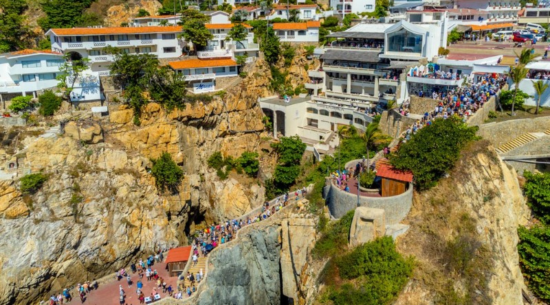 ACAPULCO SE POSICIONA COMO LÍDER CON 85.7% DE OCUPACIÓN EN GUERRERO